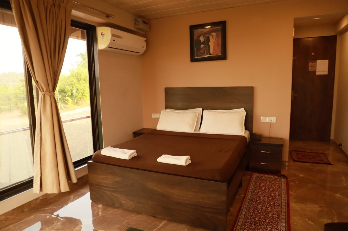 Luxury rooms Karjat